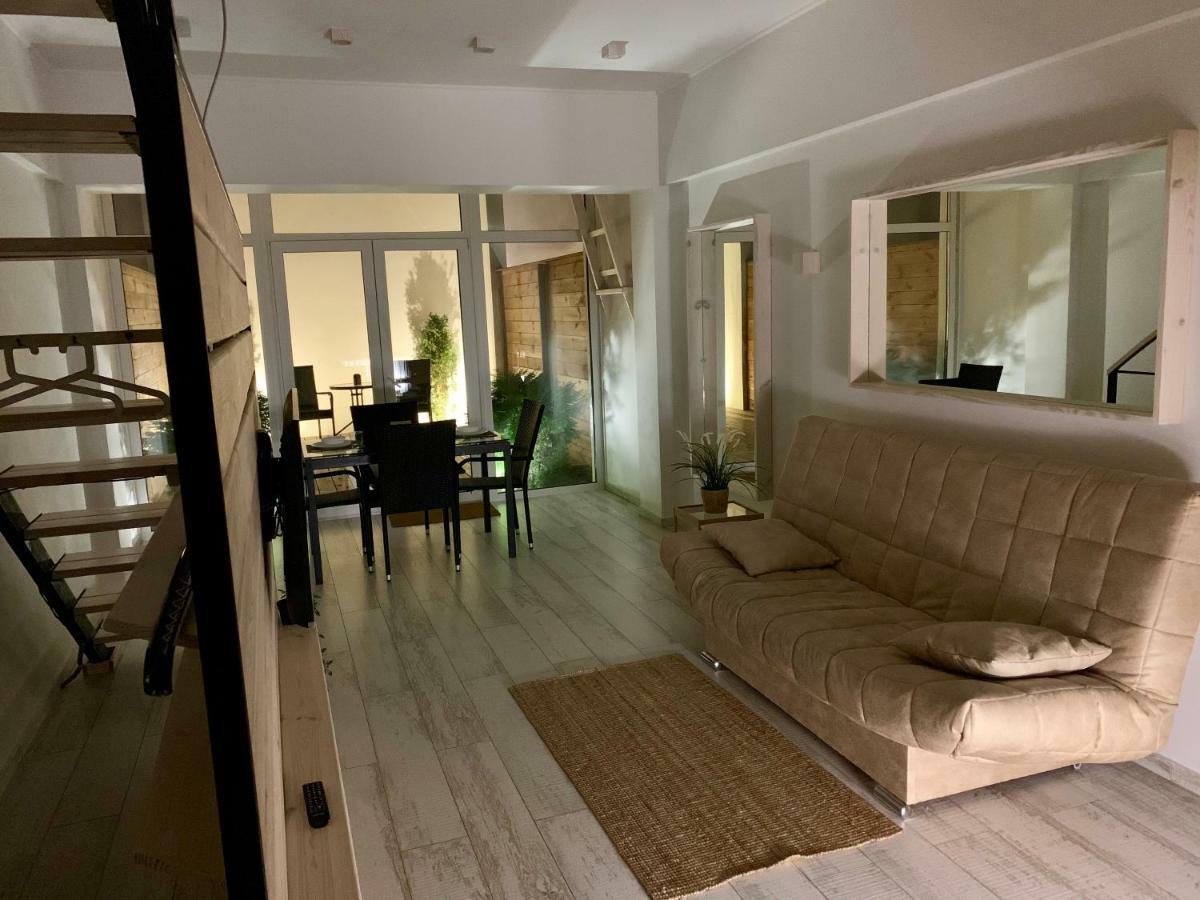 2-Level Apartments With Terrace In The Center Of Вітебськ Екстер'єр фото